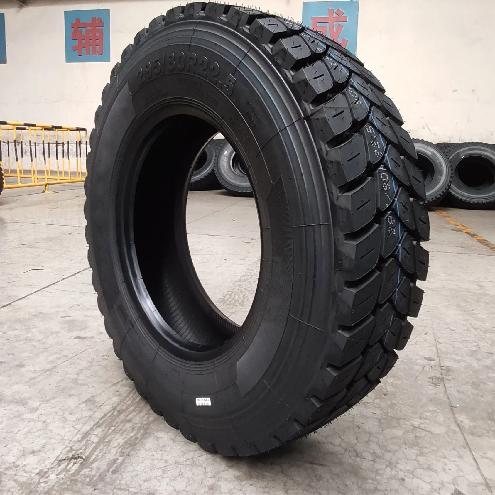Cost-Effective Radial TBR Tire for Bus and Truck 325/95r24 S779 Tire Tyre-3