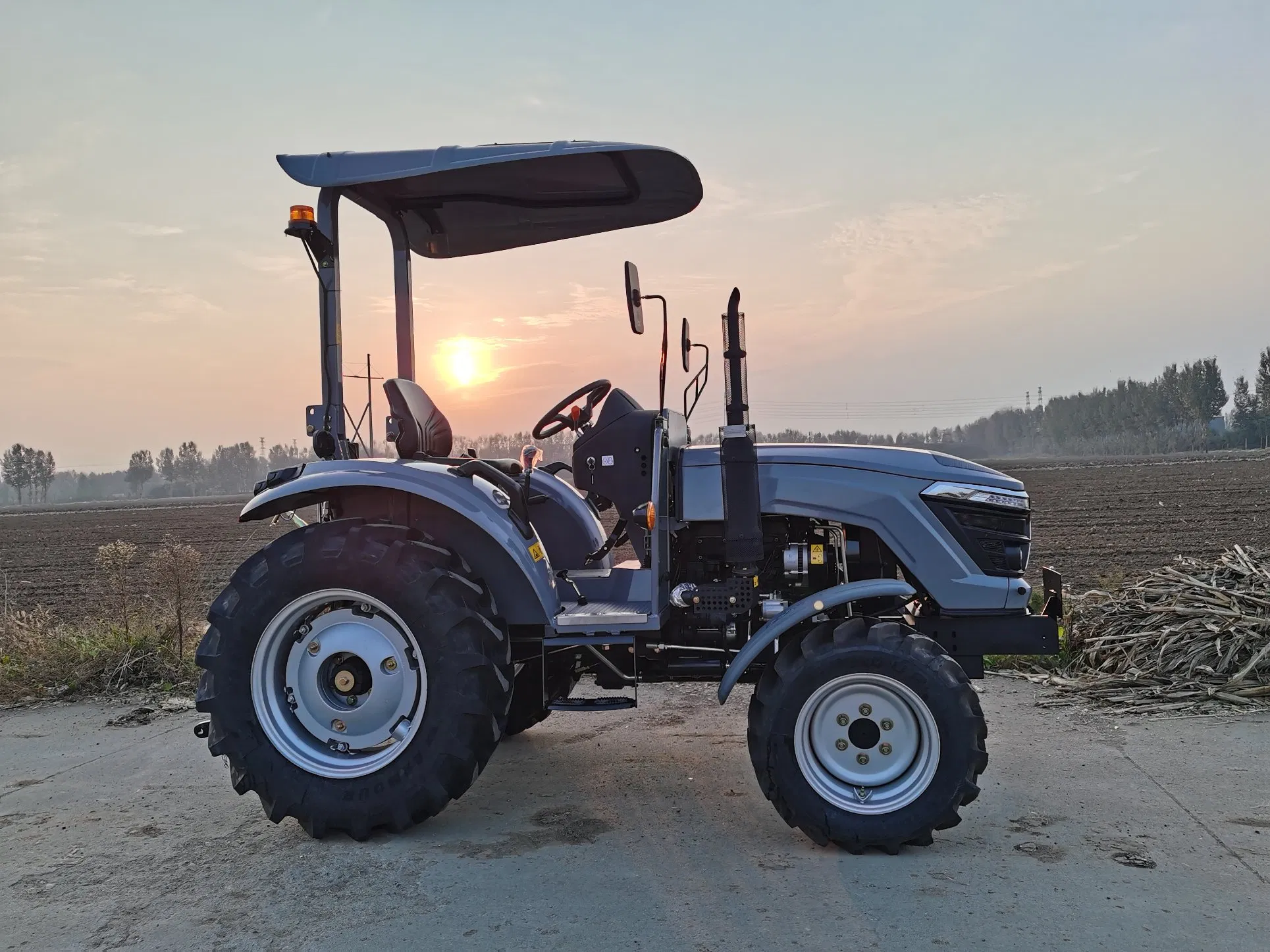 Agricultural Tractors 50 to 260 Horsepower for Farming Hot Sale-5