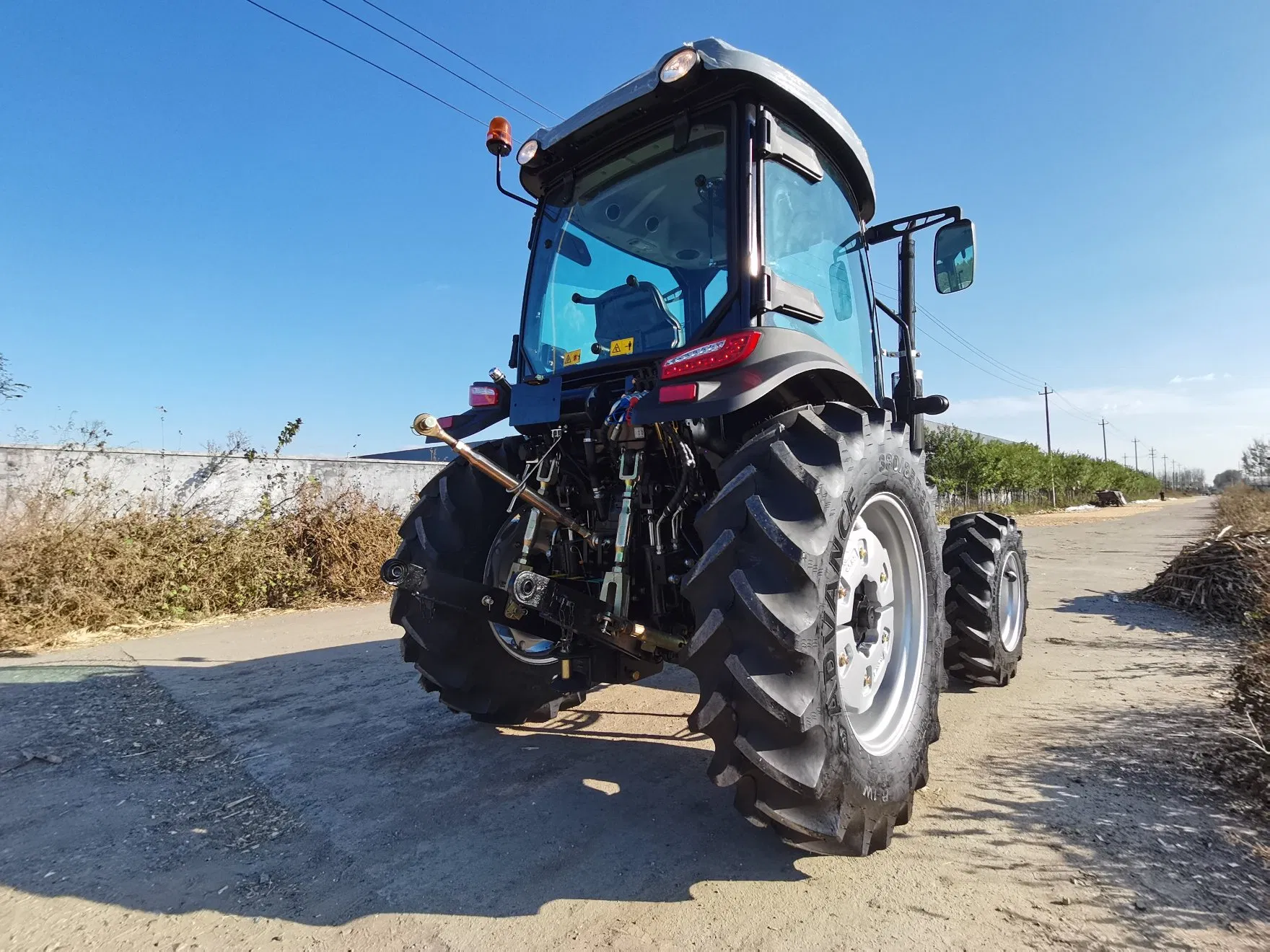 Agricultural Tractors 50 to 260 Horsepower for Farming Hot Sale-10