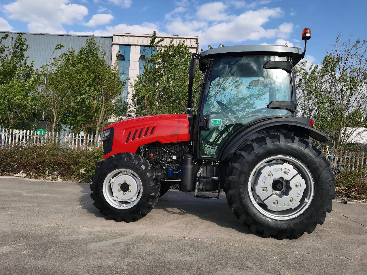 Agricultural Tractors 50 to 260 Horsepower for Farming Hot Sale-20