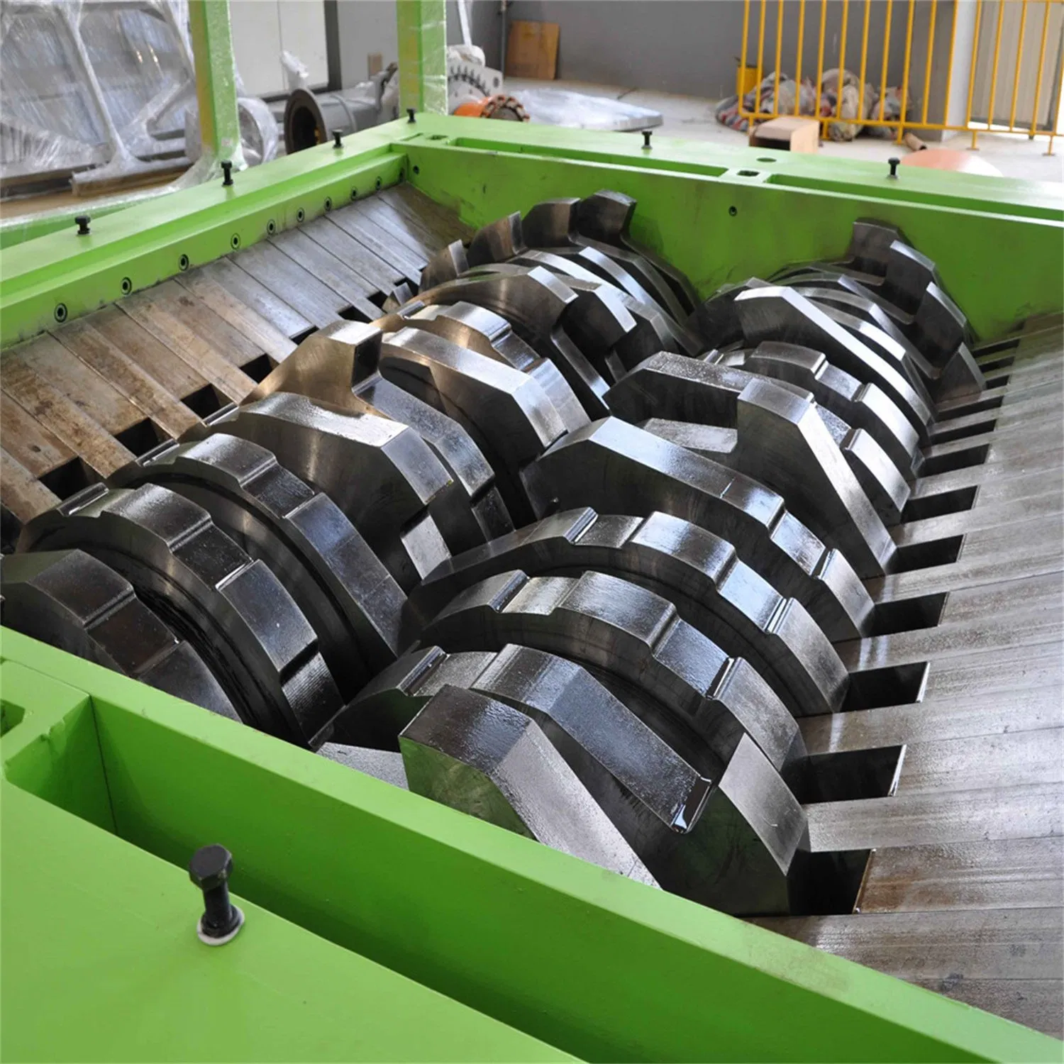 Low Price Used Tyre Shredder Rubber Tire Recycling Equipment-2