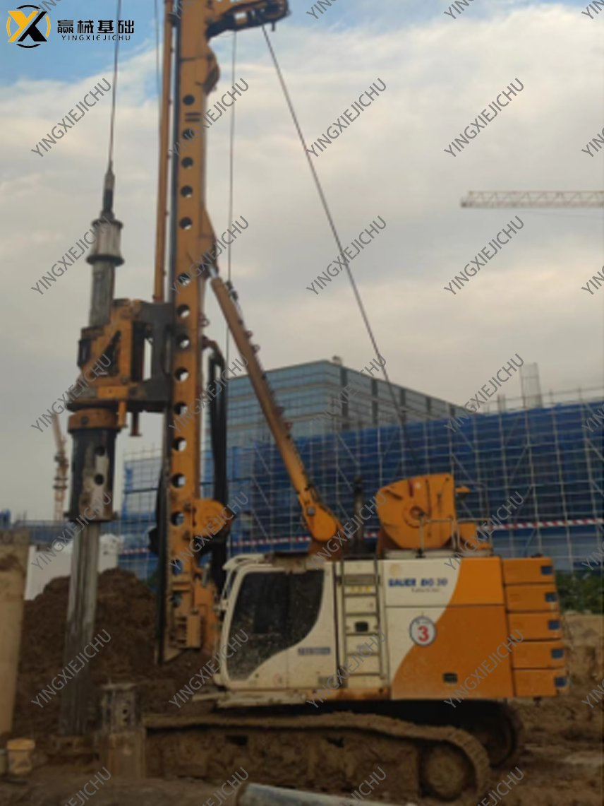 Best Sale Hydraulic Piling Machine Rotary Drilling Rig 60m Xr200-11