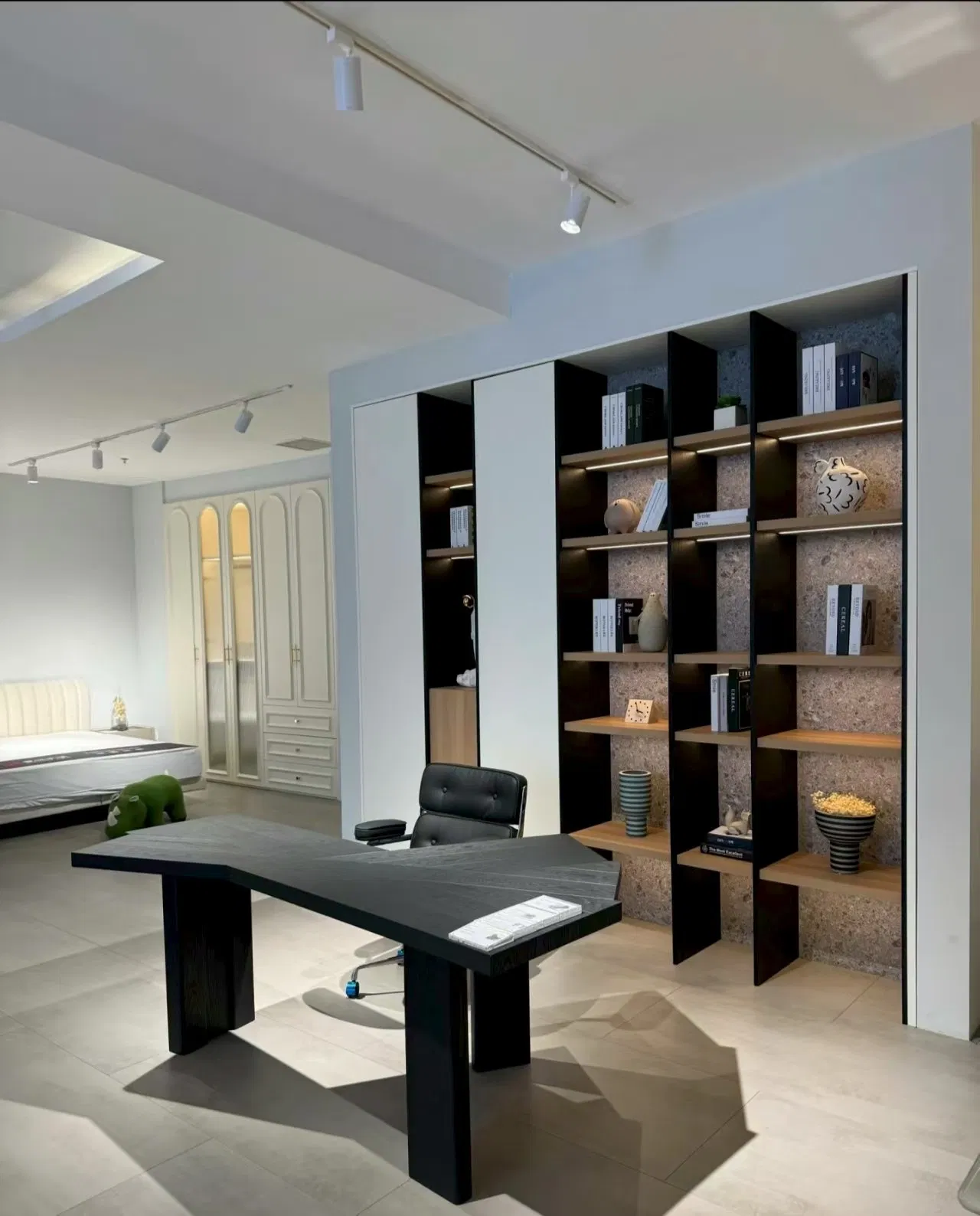 Composite Solid Wood Personalized Custom Living Room Furniture Wooden Office Wall Shelving Office Bookcase Partition-2
